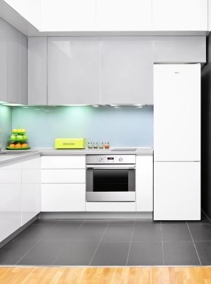 ECG ERB 21801 WE 286 litrů objem